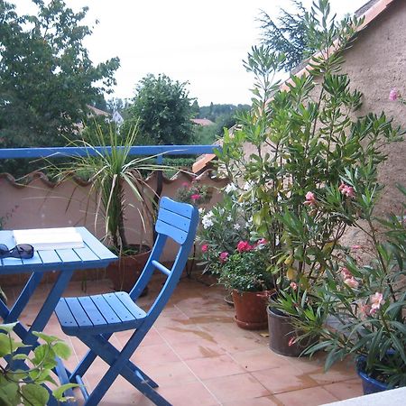 Bed and Breakfast Les Pierres Blanches Bonneuil-Matours Zewnętrze zdjęcie